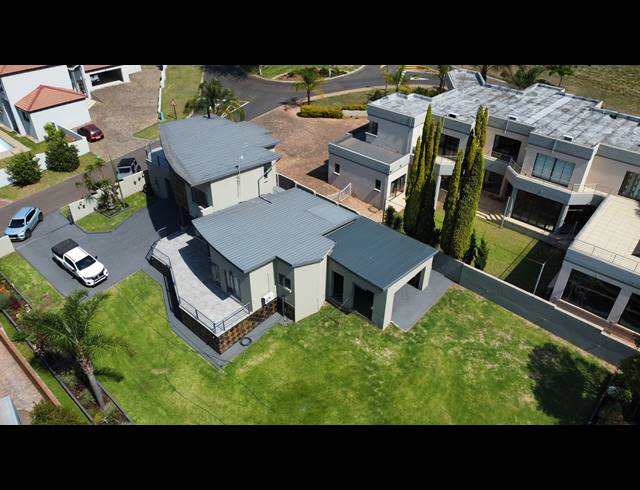 4 BEDROOM FREESTANDING FOR SALE IN BANKENVELD